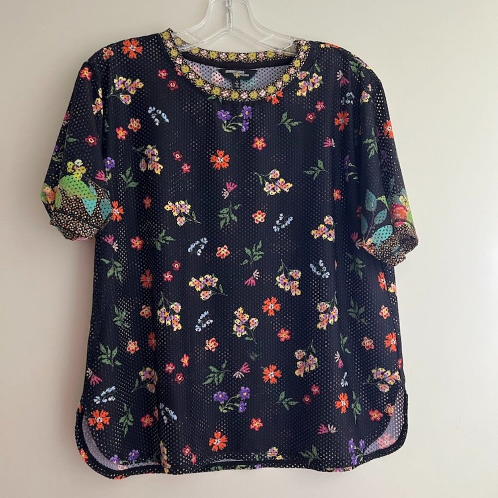 JOHNNY WAS size S Active Shirt